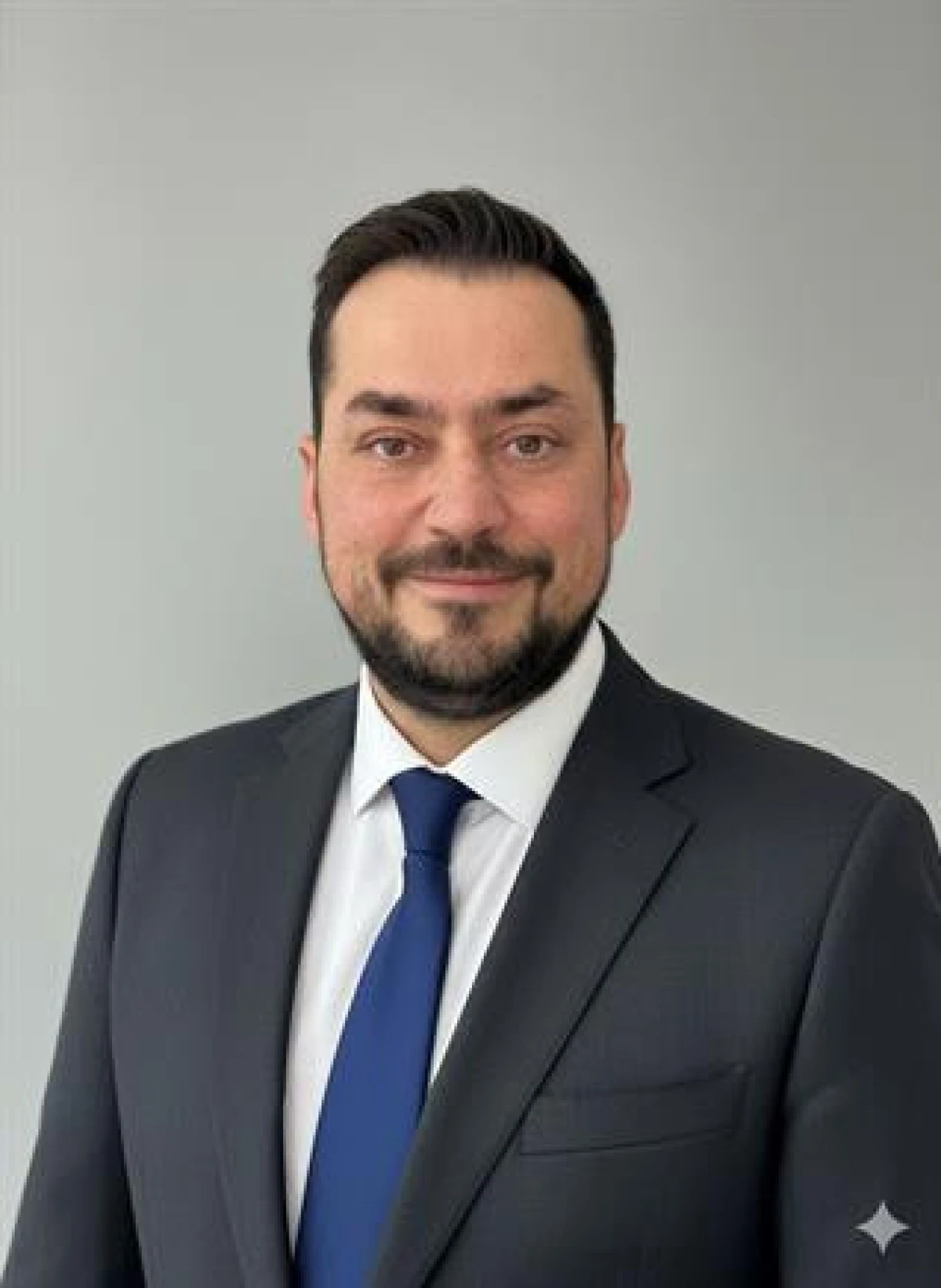 H&uuml;rm&uuml;z Krizi K&uuml;resel Enerjiyi Sarsıyor: T&uuml;rkiye Enerji ve Ticarette Riskle Avantaj Arasında