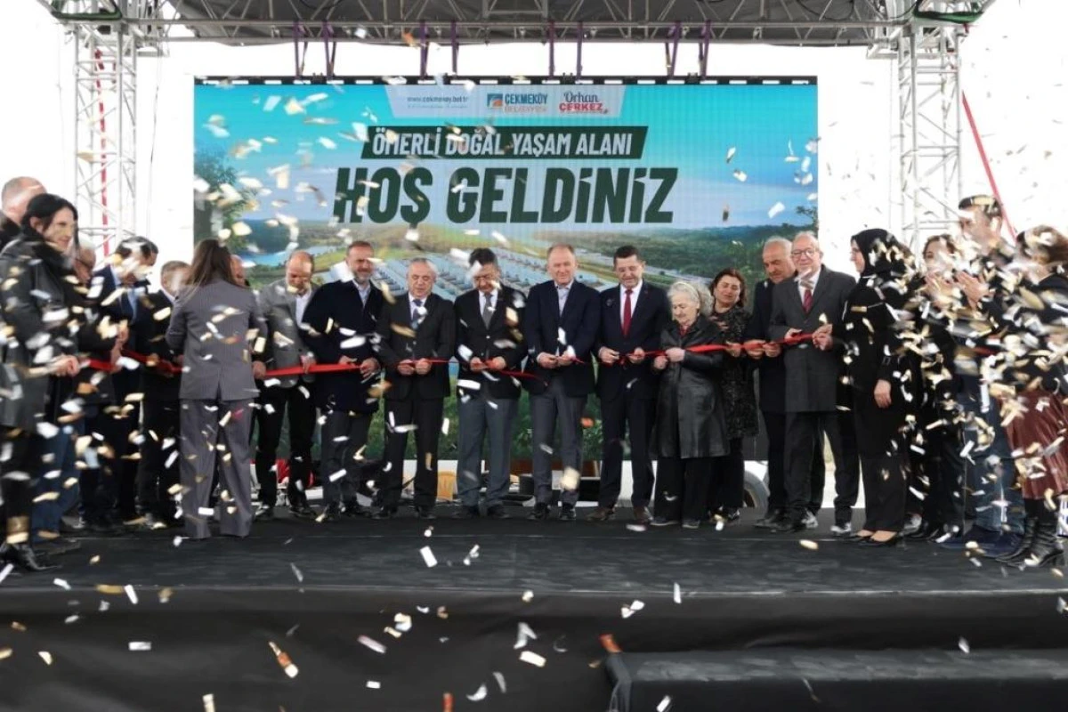 İSTANBUL &Ccedil;EKMEK&Ouml;Y &Ouml;MERLİ MAHALLESİNDE DEV DOĞAL YAŞAM ALANI A&Ccedil;ILDI