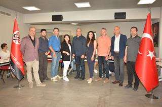 İZDO'DA BAŞKAN ERSİN ATİNEL'DEN GÜÇLÜ EKİP, YENİLİKÇİ PROJE VURGUSU