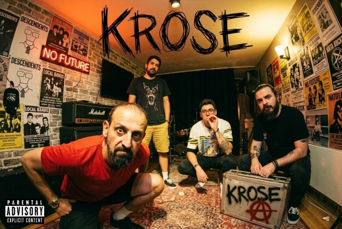 İzmirli Pop Punk Grubu Kroşe&rsquo;den Canlı St&uuml;dyo Enerjisi: "Live at Studio" Yayında!