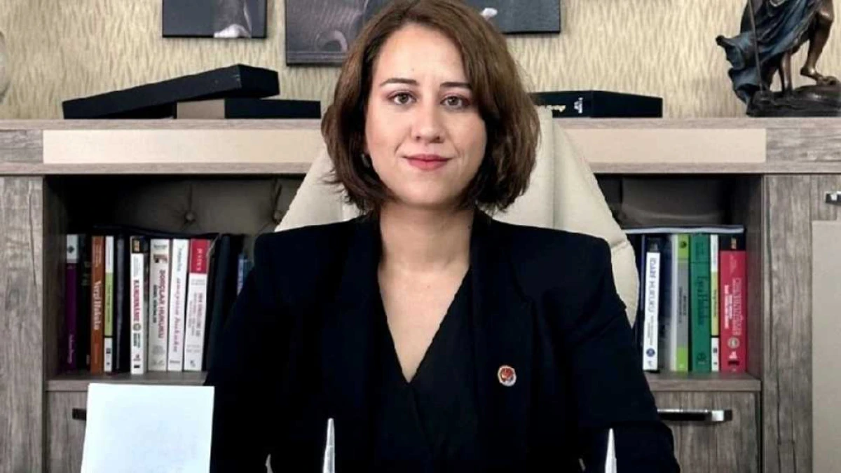 Kadın Kolları Başkanı Ayça Çağlar: “Genel Başkanımızın Samimiyeti Siyaseti İnsanileştirdi, Umudu Büyüttü”