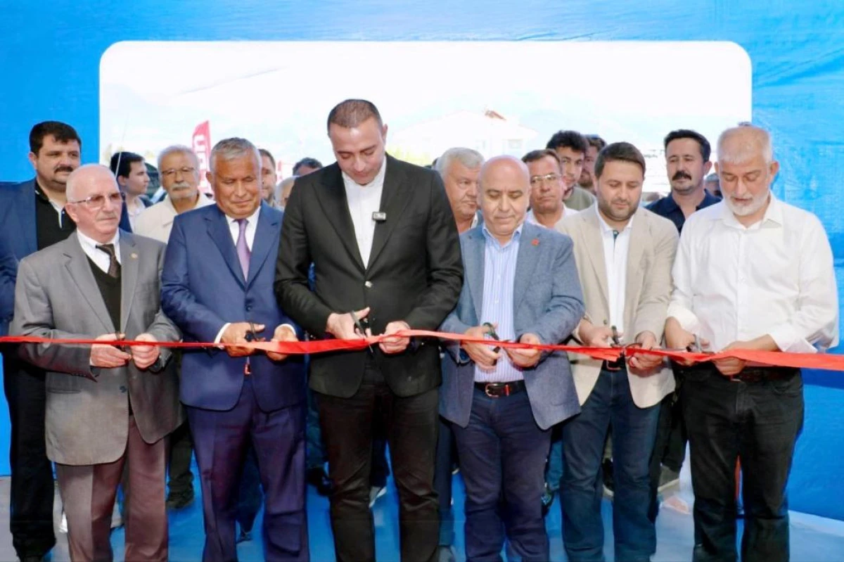 Kaş Kınık Tarım Fuarı 5. Kez Kapılarını A&ccedil;tı: Sekt&ouml;r&uuml;n Devleri Buluştu!