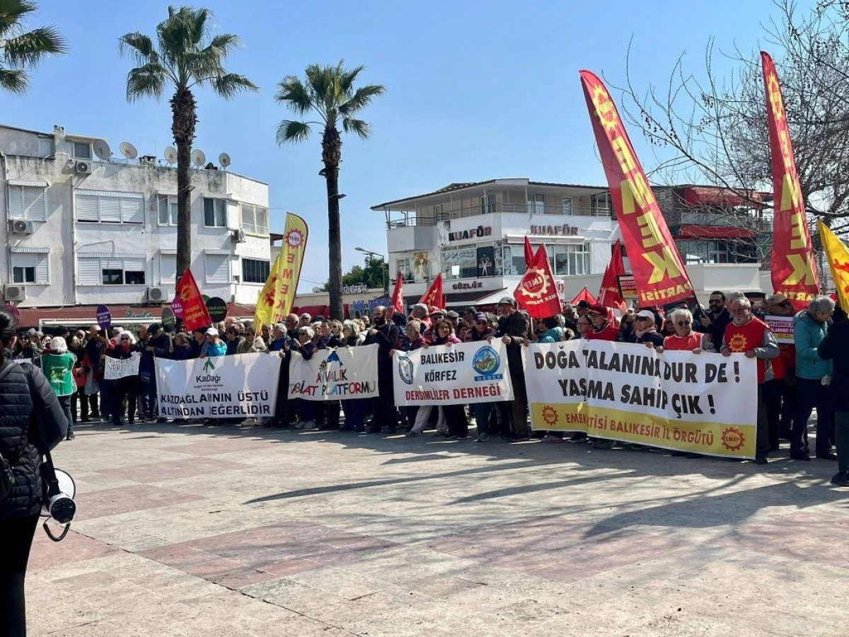 Kazdağları İ&ccedil;in Binlerce Kişi Sokağa &Ccedil;ıktı: &ldquo;Doğa Talanına Dur De!&rdquo;