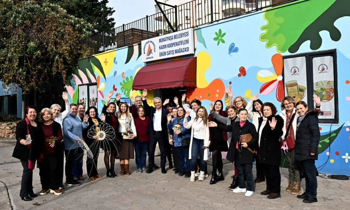 Muratpaşa&rsquo;dan kapı s&uuml;s&uuml; at&ouml;lyesi