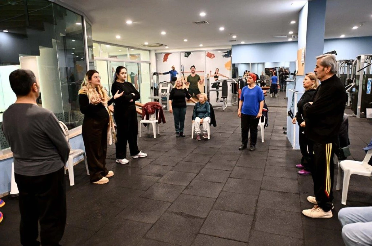 Muratpaşa&rsquo;dan Parkinson hastalarına destek