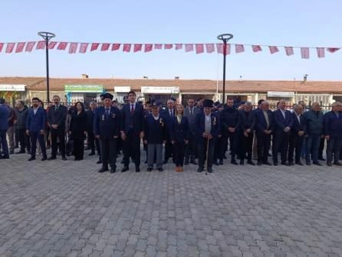 PAZARYERİ&rsquo;NDE 18 MART RUHU: ŞEHİTLER DUALARLA ANILDI