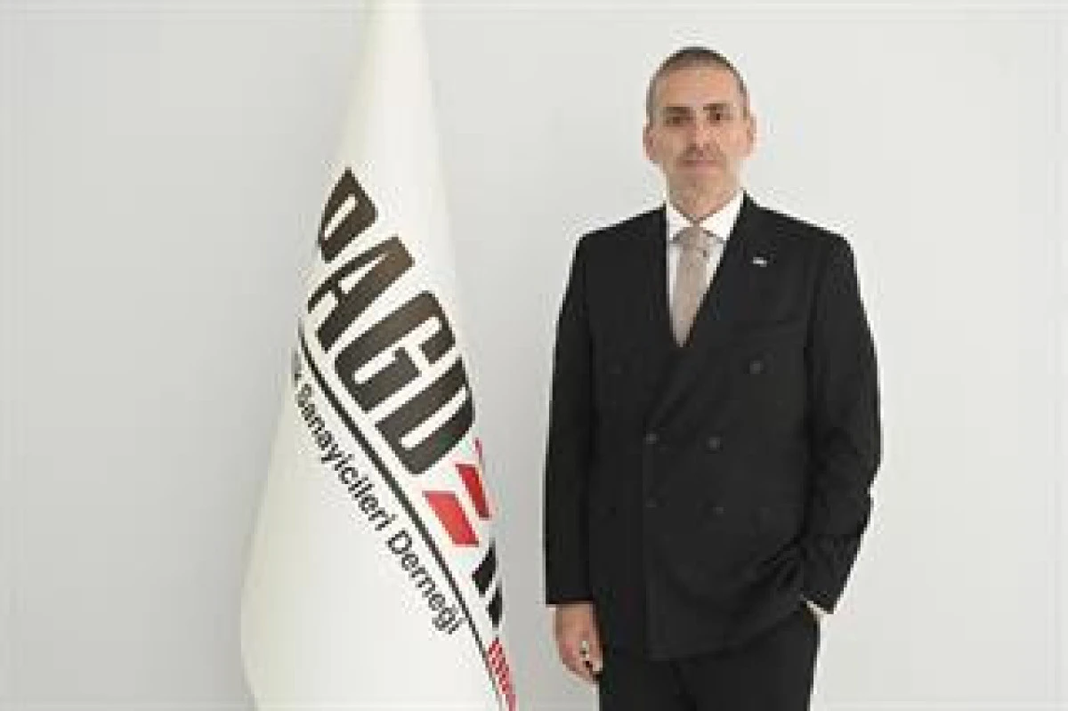 Petrol Fiyatlarındaki Y&uuml;kseliş Plastik Sekt&ouml;r&uuml;n&uuml; Vurdu: "G&uuml;mr&uuml;k Vergileri Sıfırlanmalı"