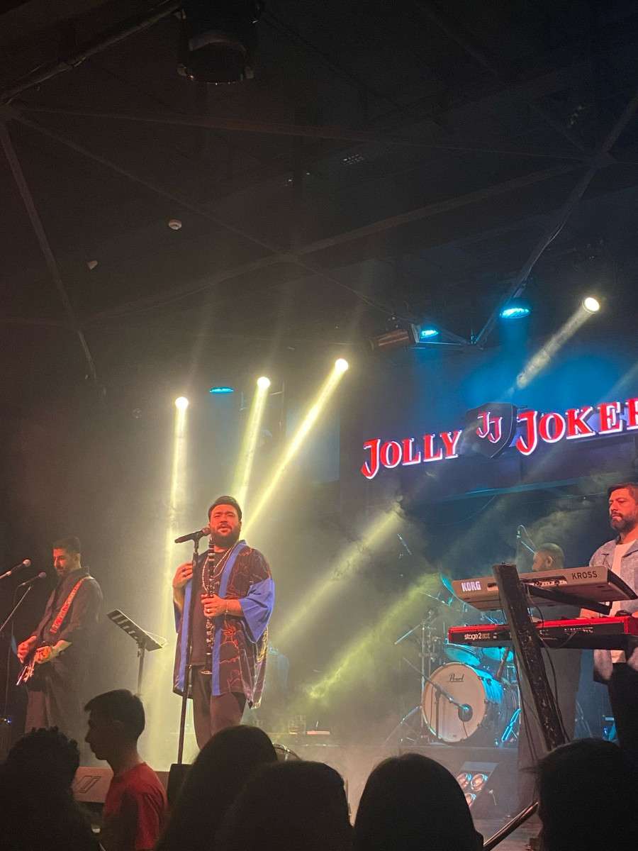 Sakiler'den muhteşem konser,  Ustalara saygı duruşu 