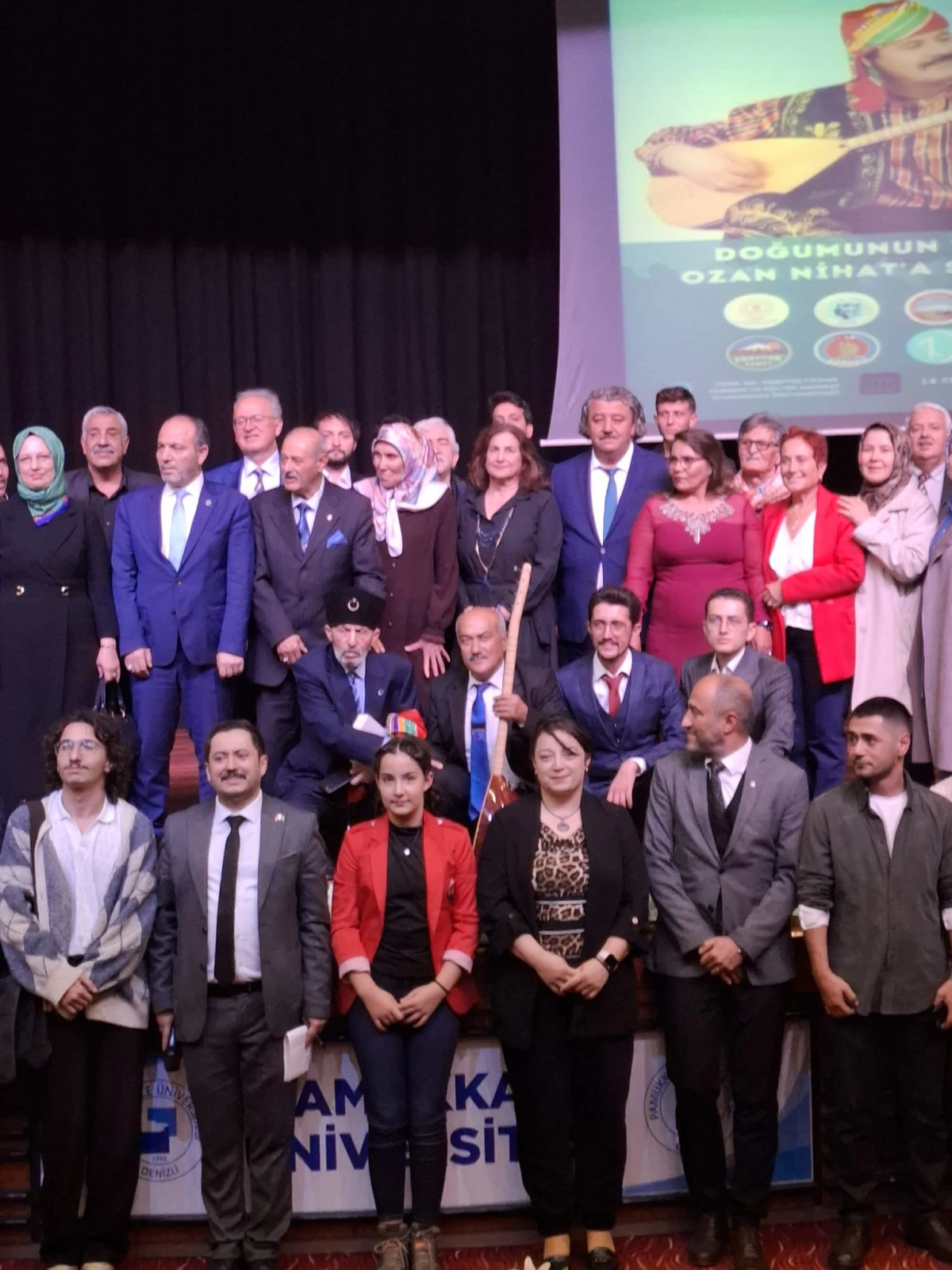 SESKODER’DEN BATI ANADOLU’NUN YAŞAYAN TEK OZANI OZAN NİHAT’A 60. YIL SANAT ÖDÜLÜ TAKDİM EDİLDİ