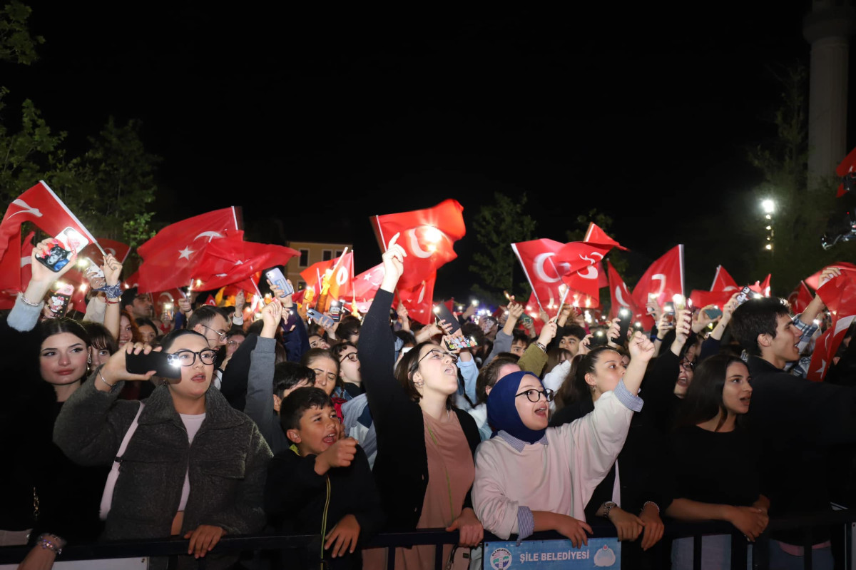 Şile Sokaklarında Mustafa Kemal Paşa Sesleri Yükseldi..