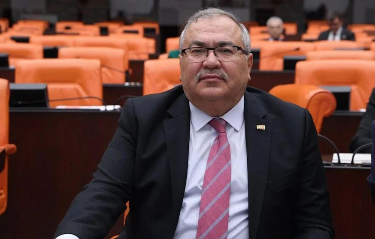 SÜLEYMAN BÜLBÜL: “TAKSİM’DE ANAYASA ASKIDA, HUKUK YOK SAYILIYOR!”