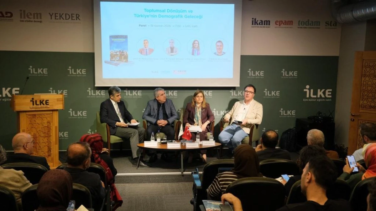 T&uuml;rkiye İ&ccedil;in Alarm Zilleri &Ccedil;alıyor: N&uuml;fus K&uuml;&ccedil;&uuml;lme Trendine Girdi, Doğurganlık Tarihin En D&uuml;ş&uuml;k Seviyesinde!