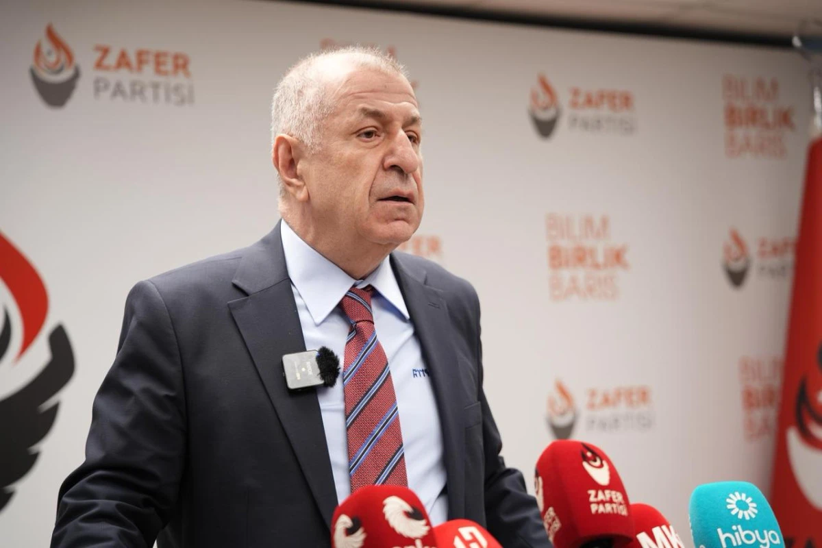 &Uuml;mit &Ouml;zdağ&rsquo;dan Tarihi &Ccedil;ağrı: "T&uuml;m Vatanseverleri T&uuml;rkiye Cumhuriyeti&rsquo;ni Savunmaya Davet Ediyoruz"