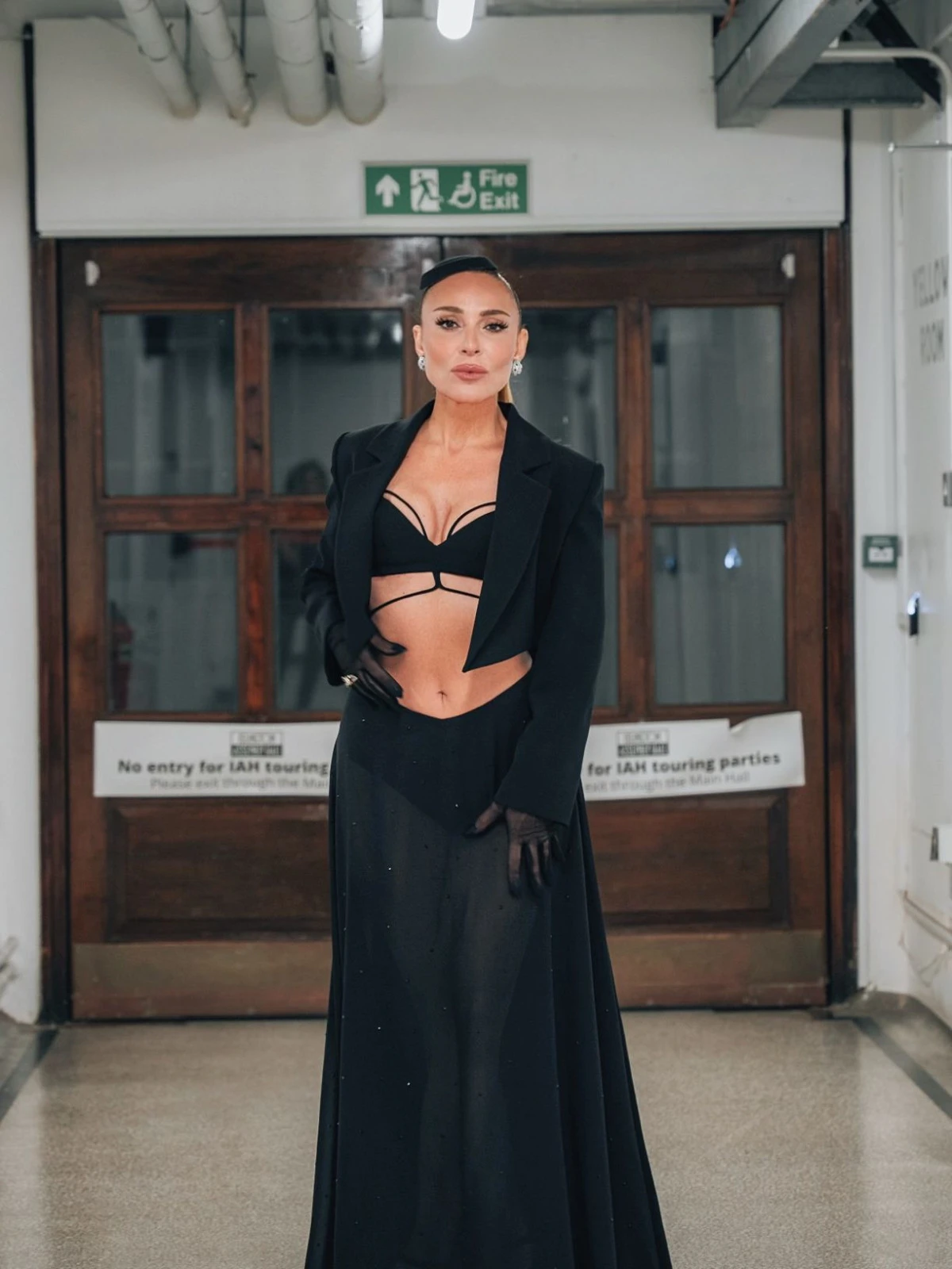 Ziynet Sali’den Londra’da 25. Yıla Görkemli Final