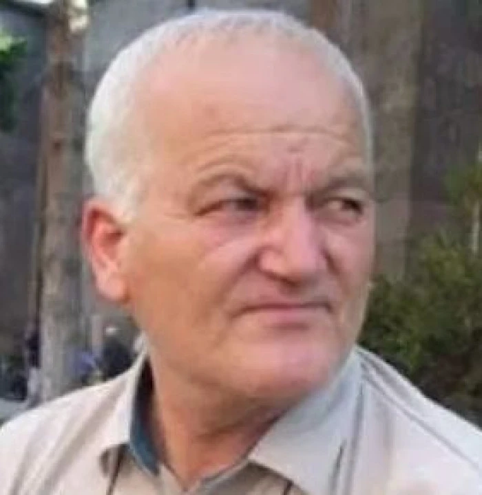 Kerim &Ouml;zbekler- Yazar/Şair/Gazeteci